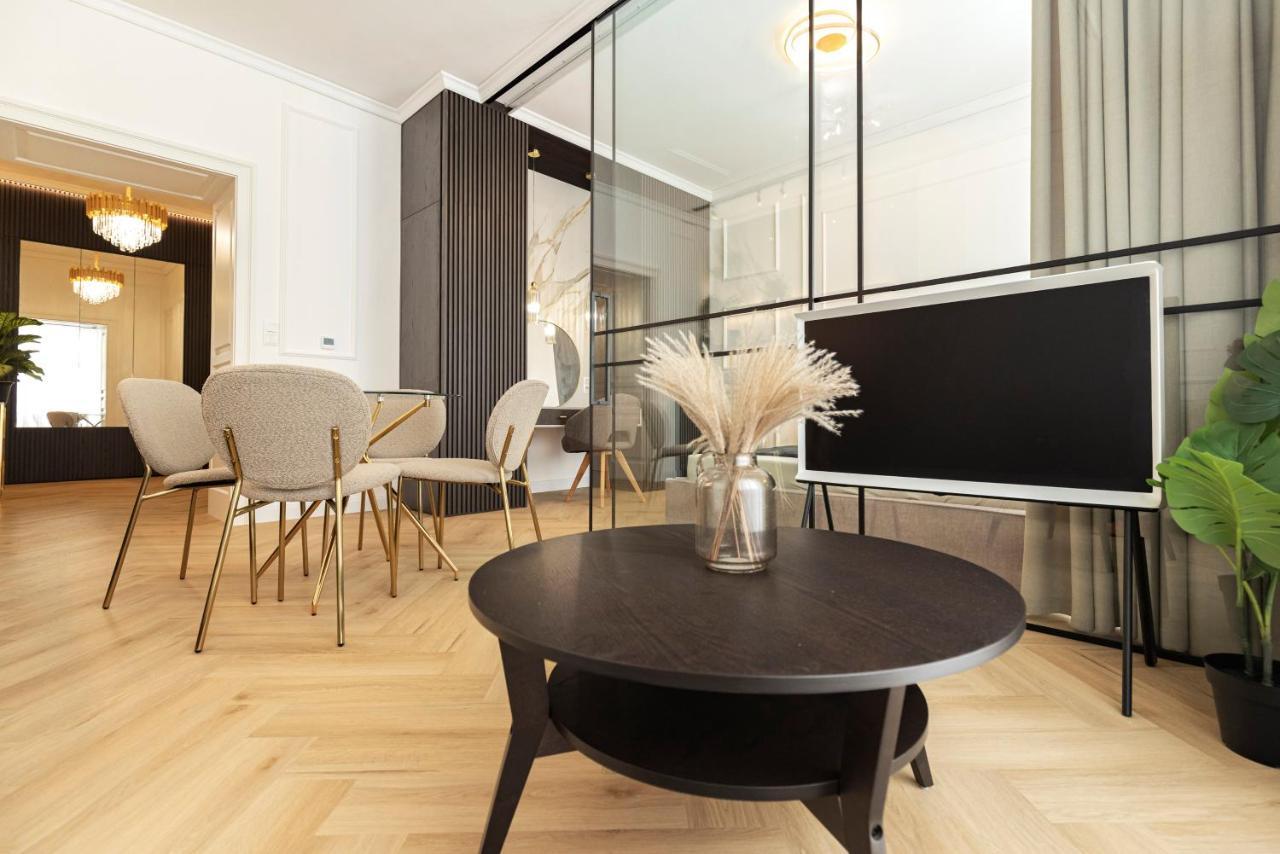 Geneve - Old Town Apartment Pozsony Kültér fotó
